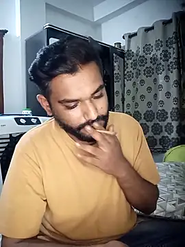 Snapshot of avi007p chatting on 06-19-26, 05:19 avi007p online show from 06-19-26, 05:19