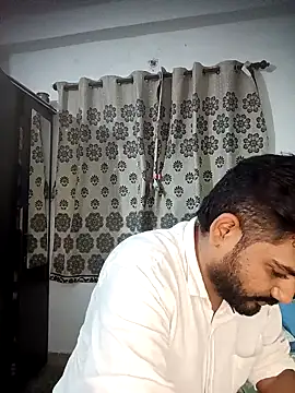 Snapshot of avi007p chatting on 07-17-26, 05:43 avi007p online show from 07-17-26, 05:43