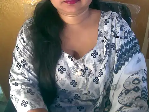 Saniya K online show from 10-13-25, 07:21