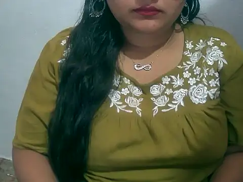 Saniya K online show from 01-15-26, 03:37