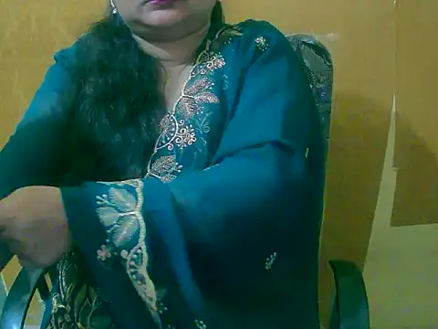 Saniya K online show from 09-28-25, 04:58