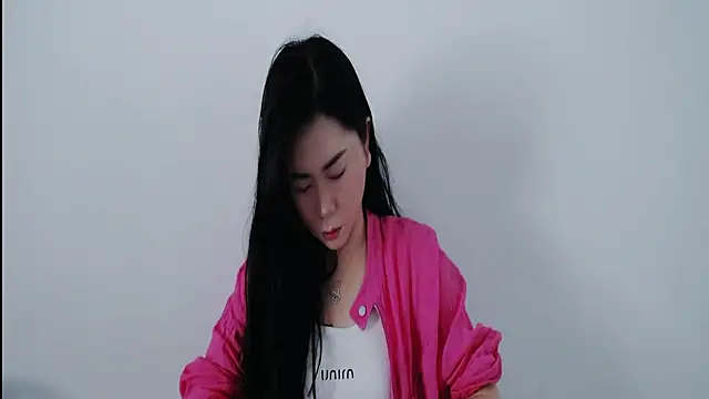 Snapshot of DHJM168 chatting on 05-15-26, 01:14 DHJM168 online show from 05-15-26, 01:14