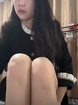 Snapshot of DHJM168 chatting on 02-06-26, 05:25 DHJM168 online show from 02-06-26, 05:25