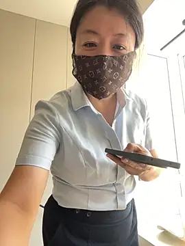 300-AMAM online show from 09-30-25, 03:01