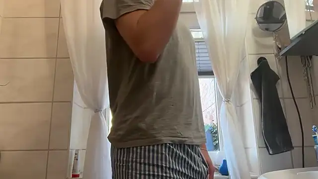 RioBlaze online show from 03-08-26, 01:03