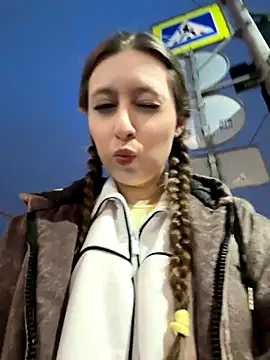 FroggyAnna online show from 11-03-25, 02:31