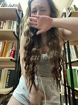 FroggyAnna online show from 04-16-26, 06:08