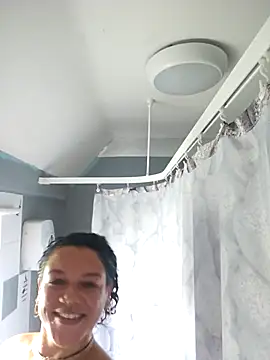 Snapshot of GoddessChantelle chatting on 09-19-25, 09:35 GoddessChantelle online show from 09-19-25, 09:35