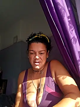 Snapshot of GoddessChantelle chatting on 09-30-25, 12:22 GoddessChantelle online show from 09-30-25, 12:22