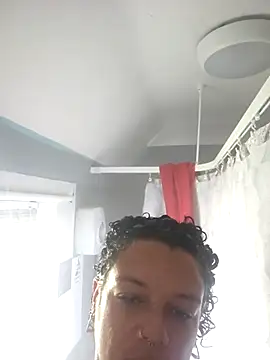 Snapshot of GoddessChantelle chatting on 09-21-25, 12:43 GoddessChantelle online show from 09-21-25, 12:43