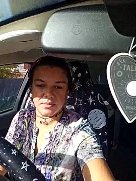 Snapshot of GoddessChantelle chatting on 10-06-25, 01:34 GoddessChantelle online show from 10-06-25, 01:34