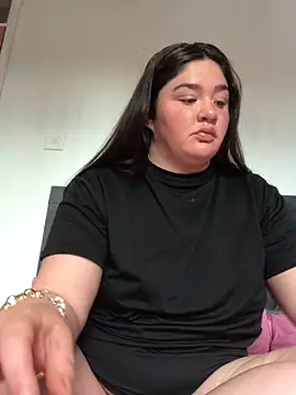 Imogenbabyyy online show from 04-19-26, 03:57