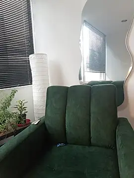 a Malgosia mako online show from 12-01-25, 05:14