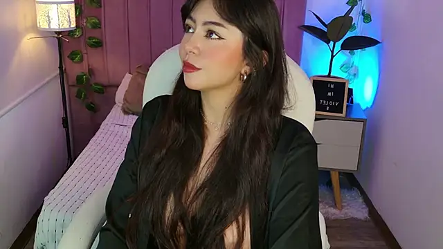 VioletBlacke  online show from 10-08-25, 02:51