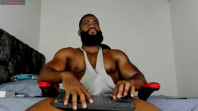 Snapshot of james_musclebbc chatting on 06-02-26, 12:10 james musclebbc online show from 06-02-26, 12:10
