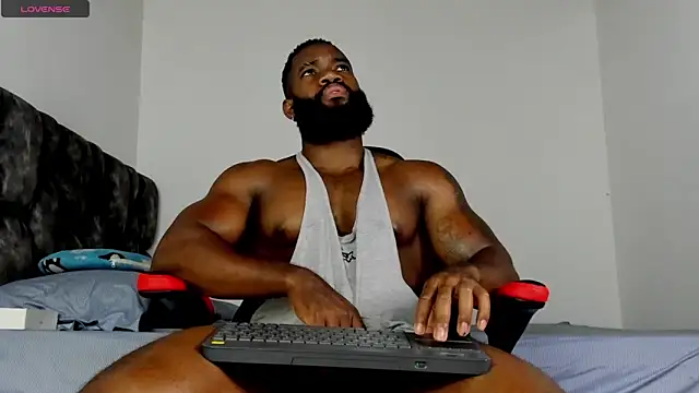 Snapshot of james_musclebbc chatting on 06-02-26, 12:16 james musclebbc online show from 06-02-26, 12:16