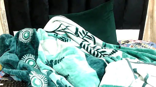 Hotsexyberry21 online show from 11-03-25, 08:07