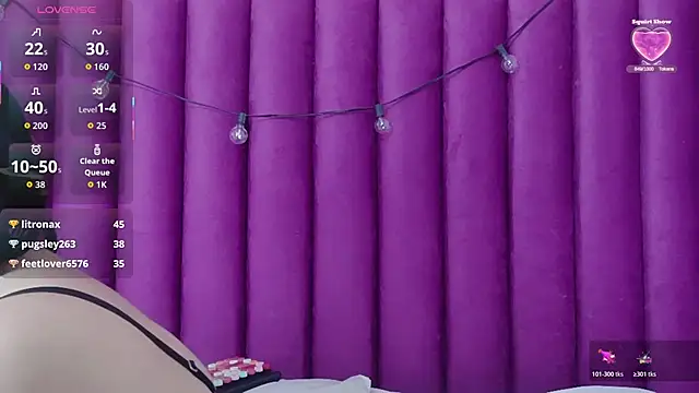 cosplaydate online show from 11-26-25, 02:55