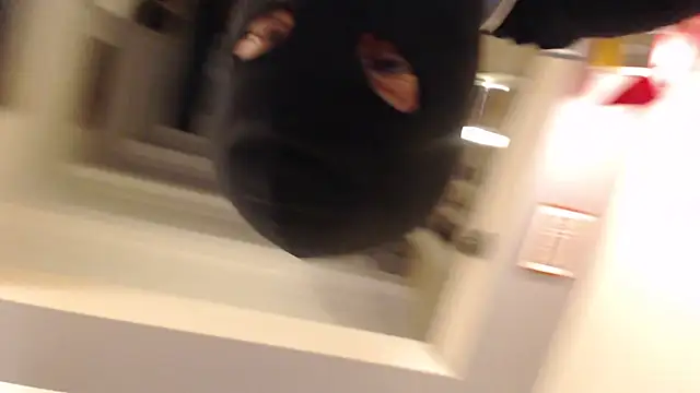 Snapshot of knodli chatting on 10-09-25, 07:03 knodli online show from 10-09-25, 07:03