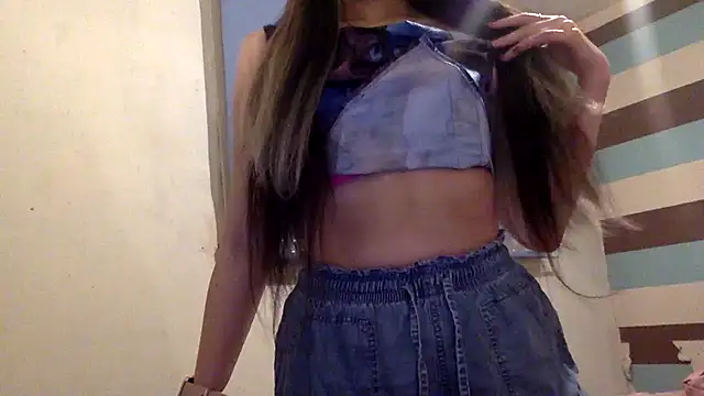 Bellababexox  online show from 09-15-25, 04:35