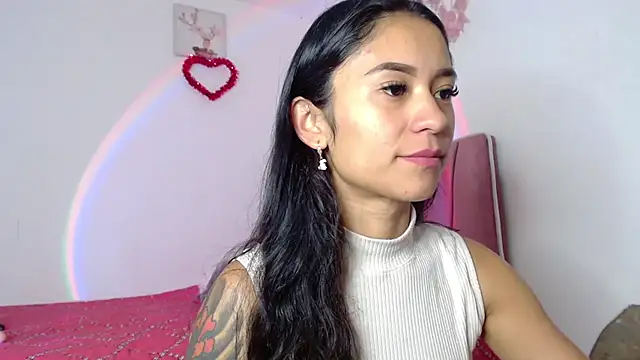 Liahdiaz  online show from 09-19-25, 12:42