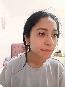 Liahdiaz  online show from 06-20-26, 01:38