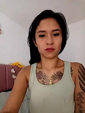 Liahdiaz  online show from 09-25-25, 02:01