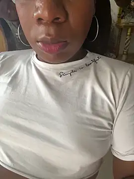 LicyEvans1 online show from 02-12-26, 09:14