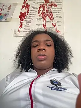 Snapshot of LicyEvans1 chatting on 04-21-26, 07:42 LicyEvans1 online show from 04-21-26, 07:42
