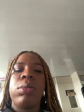 LicyEvans1 online show from 02-27-26, 09:36