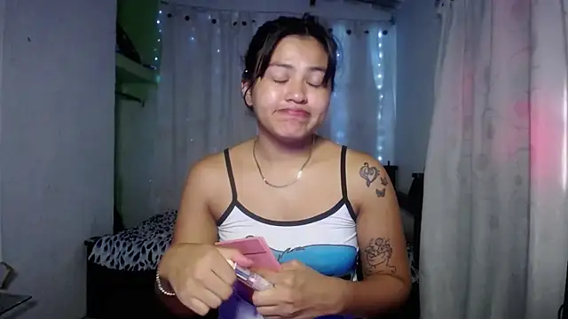 Snapshot of nahomy_vic chatting on 11-01-25, 02:00 nahomy vic online show from 11-01-25, 02:00