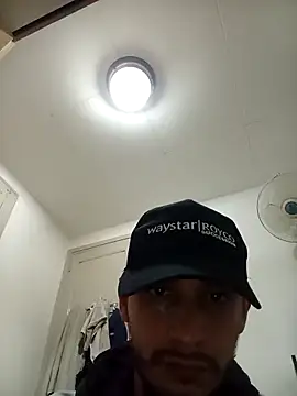 Juandavidbolivar online show from 11-08-25, 12:14