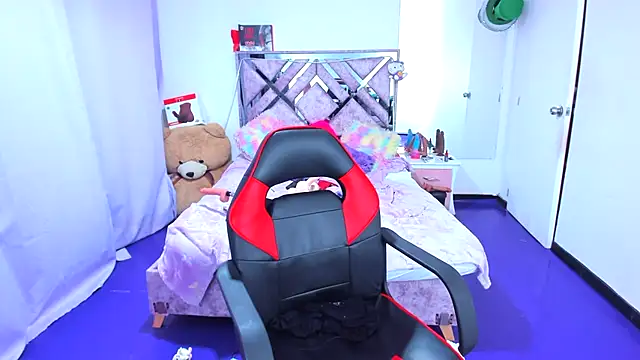 Luna Analya online show from 03-31-26, 04:47