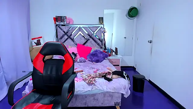 Luna Analya online show from 04-01-26, 04:58