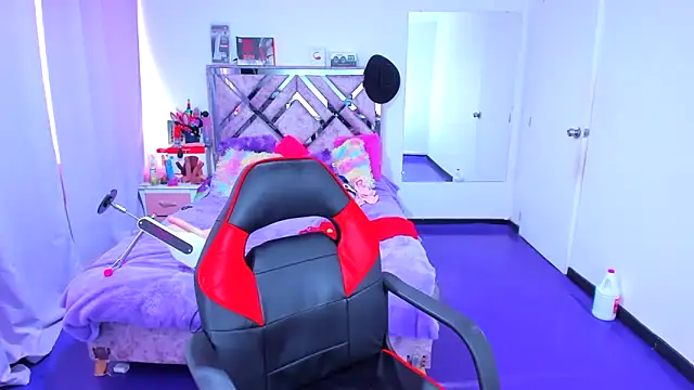 Luna Analya online show from 01-31-26, 07:12