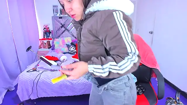 Luna Analya online show from 02-17-26, 02:03