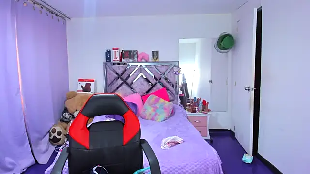 Luna Analya online show from 04-08-26, 02:51