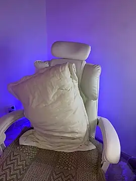 Vicky Saidi online show from 11-10-25, 11:59