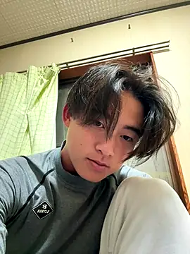 Snapshot of shoma2003 chatting on 11-17-25, 11:25 shoma2003 online show from 11-17-25, 11:25