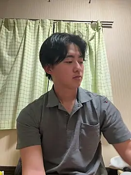 Snapshot of shoma2003 chatting on 06-01-26, 10:48 shoma2003 online show from 06-01-26, 10:48