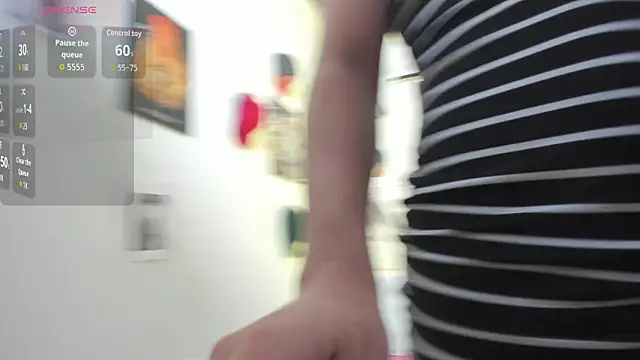 Rihanna hotx online show from 02-21-26, 02:57