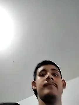 Rihanna hotx online show from 10-23-25, 03:27