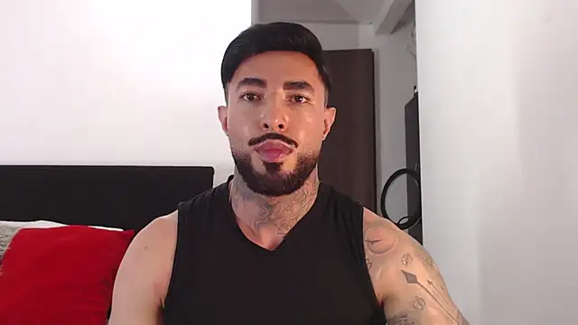 andrea de lucaa online show from 06-17-26, 04:01