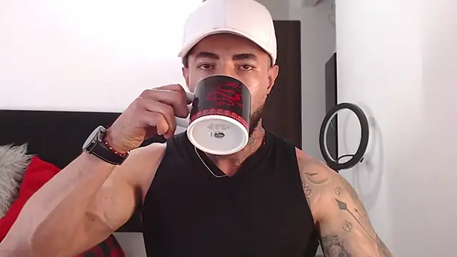andrea de lucaa online show from 06-26-26, 04:18