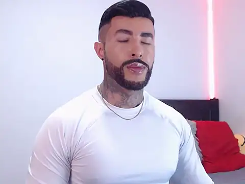 andrea de lucaa online show from 11-09-25, 02:48