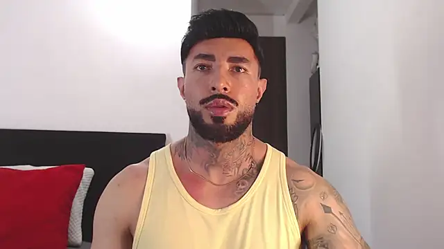 andrea de lucaa online show from 06-18-26, 05:06