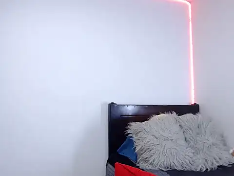 andrea de lucaa online show from 09-10-25, 03:16