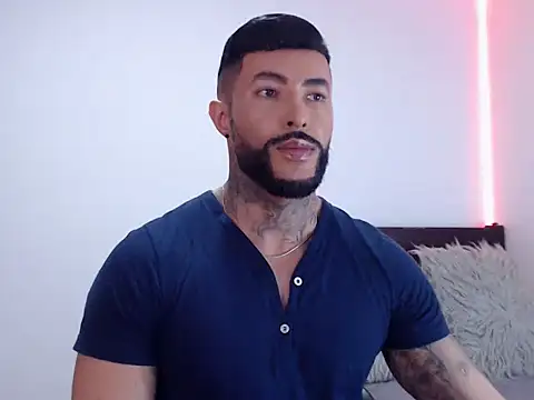 andrea de lucaa online show from 10-26-25, 01:50