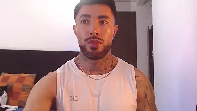 andrea de lucaa online show from 07-16-26, 04:09