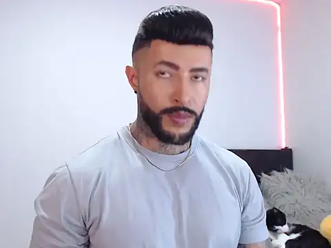 andrea de lucaa online show from 09-16-25, 01:39